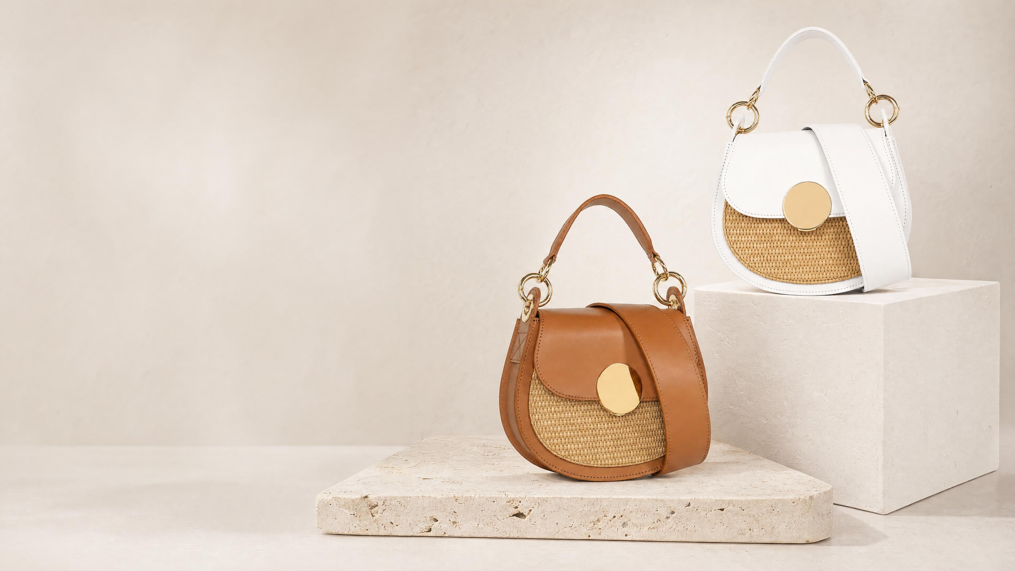 Yucca Soho in Raffia and Leather | LePARMENTIER